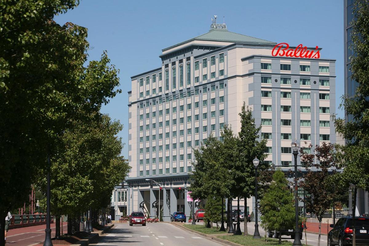 Bally'S Evansville Casino & Hotel Exterior photo